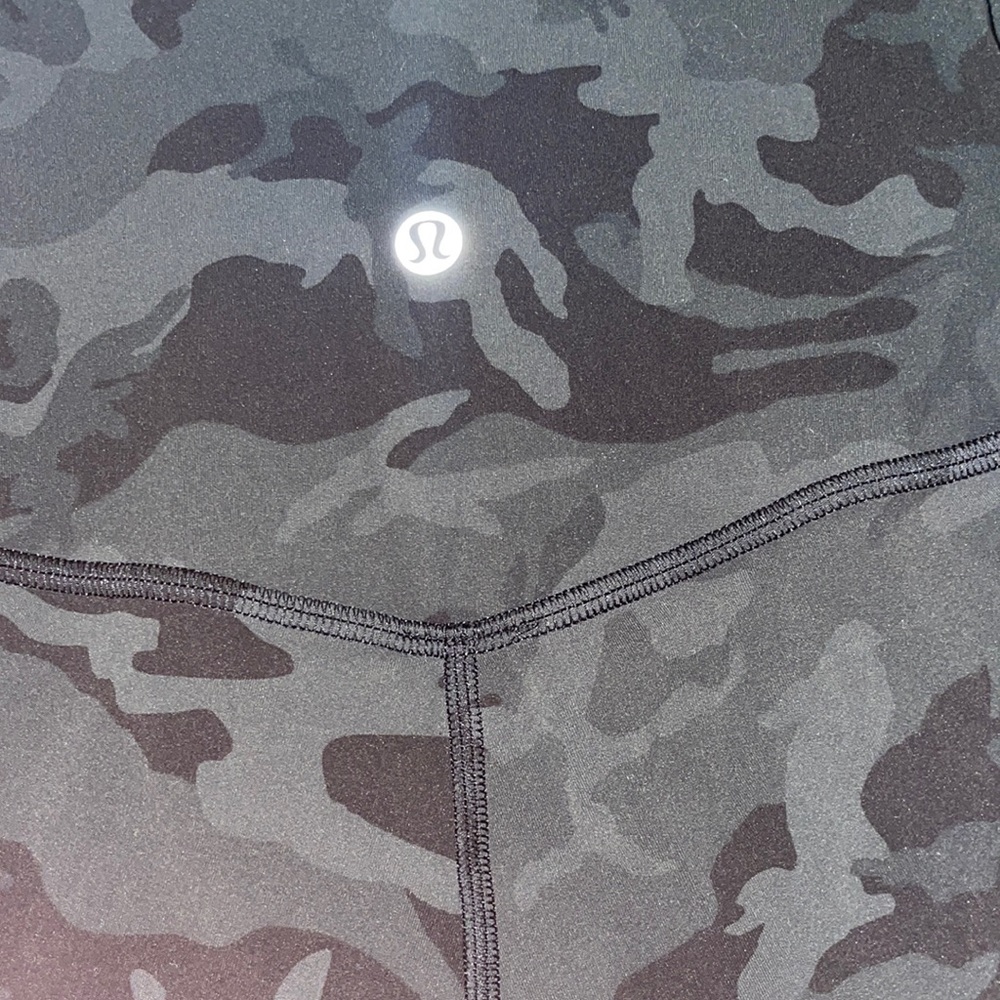 green camo lululemon leggings